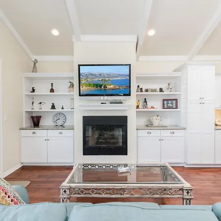 Darling 3Br Cottage On Quiet Street 5 Min Walk To Beach By Beachview Rentals